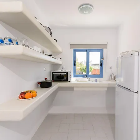 George Santorini Villa Perivolos (Santorini)