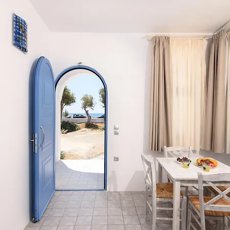 George Santorini Villa Perivolos (Santorini)
