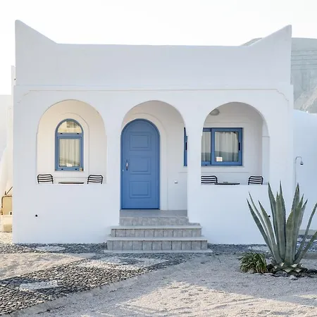 Βίλα George Santorini Περίβολος